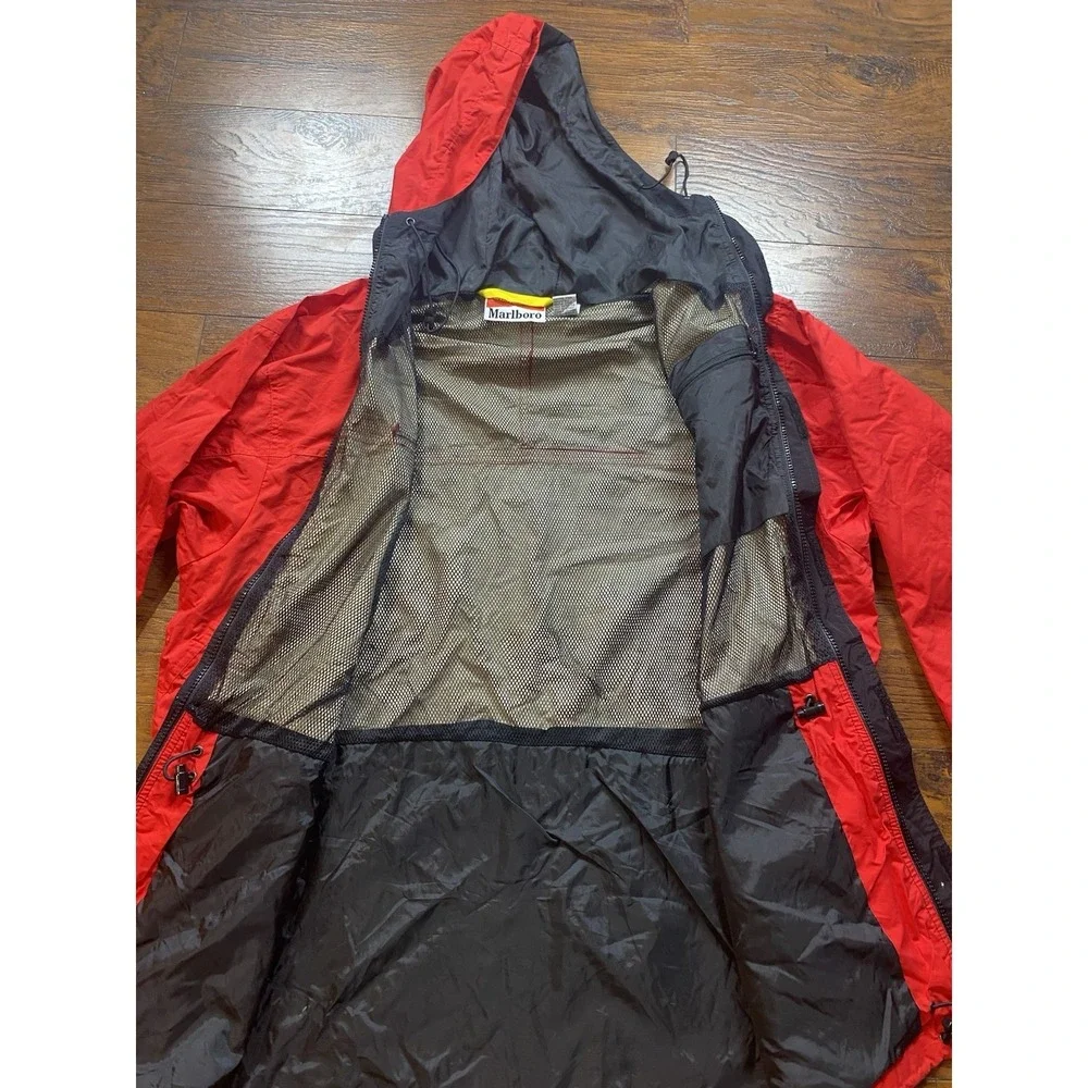 Vintage Marlboro Adventure Team Jacket Mens Large Red Nylon Hooded Parka 90s